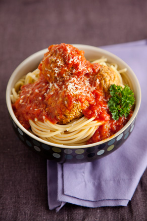 Slow Cooker Cheese Stuffed Meatballs and Sauce Recipe