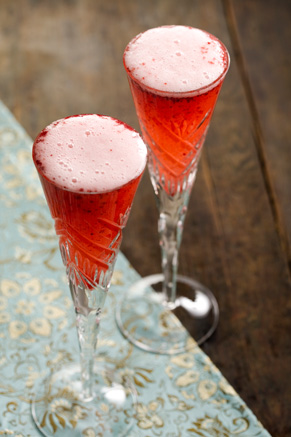 Mixed Berry Bellinis Thumbnail